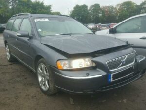 Volvo v70 2.4 benzinas